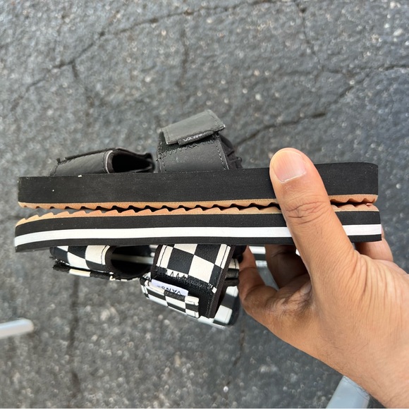 Vans women’s adjustable strap sandals checkerboard pattern size 5 - Read descrip - Picture 5 of 8